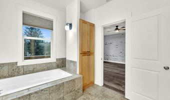 18308 NE NEER Cir, Amboy, WA 98601