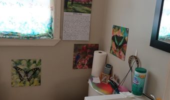 202 Mount Vernon Ave, Augusta, ME 04330