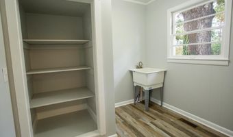 2623 Hatch Pkwy N, Baxley, GA 31515