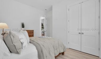 6 Meridian Point Dr, Bluffton, SC 29910
