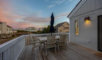 305 S Bald Head Wynd 10, Bald Head Island, NC 28461