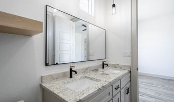 9 NE Armlei Dr, Andrews, TX 79714