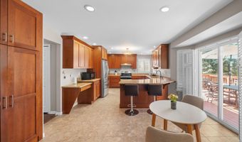 1965 Harley Ct, Ann Arbor, MI 48103