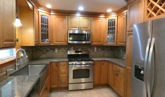 352 Surf Ave, Beachwood, NJ 08722