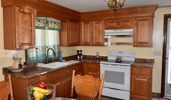 3 Grant St, Attleboro, MA 02703