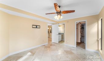 55 Ravencroft Ln, Asheville, NC 28803