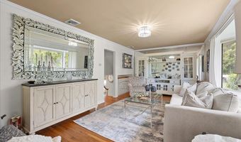 11 Stuart Ave, Amityville, NY 11701