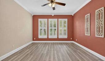 123 Aberdeen Pond Dr, Apollo Beach, FL 33572