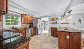 25 Claire Dr, Attleboro, MA 02703