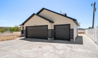 4880 S Rocky Mountain Dr, Ammon, ID 83406