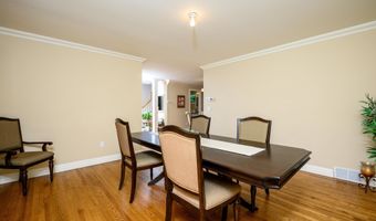 305 Barbara Dr, Point Pleasant, NJ 08742