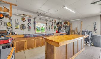 9903 Vermilion Rd, Amherst, OH 44001