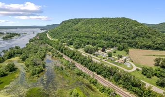 S1576 Lake St, Alma, WI 54610
