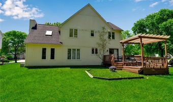 113 Meadow Spring Ln, Amherst, NY 14051
