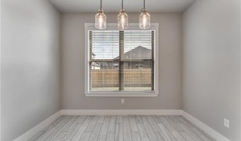 6903 High Meadow Blvd, Bentonville, AR 72713