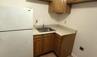 79 1st St, Albany, NY 12210
