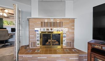 374 W LEXINGTON Ave, Astoria, OR 97103