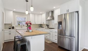 734 Hackberry Pl, Fallbrook, CA 92028