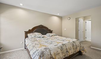 172 Windsong Cir, East Brunswick, NJ 08816
