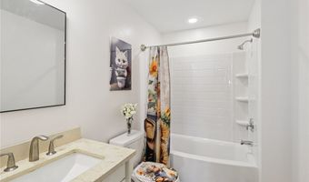 818 Hilliary Ln, Aurora, OH 44202