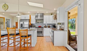 539 Keyes Ave, Angwin, CA 94508
