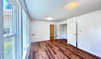 337 SPRUCE Dr, Brookings, OR 97415