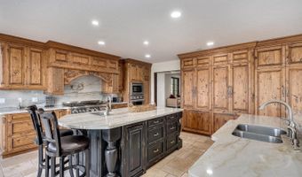 1315 Crestmont Dr, Angwin, CA 94508