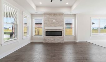 6704 Orange Ave, Bentonville, AR 72713