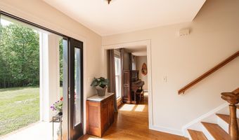 4894 GILBERT STATION Rd, Barboursville, VA 22923