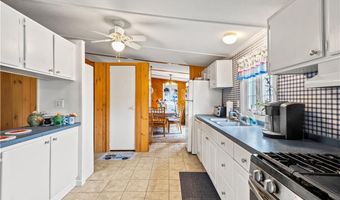 41 Wright Way, Coventry, RI 02816