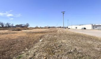 E Dyer Street, Aurora, MO 65605