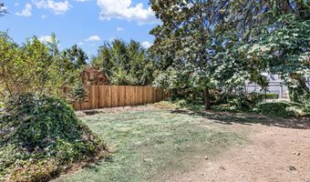 1938 7TH St, Springfield, OR 97477