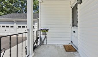 5 Greenfield Dr, Ansonia, CT 06401