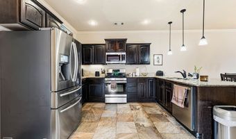 908 NE Arleta Gdns, Bentonville, AR 72712