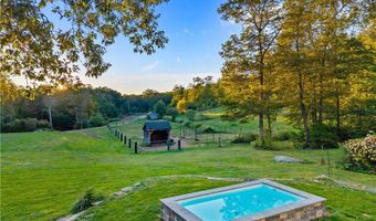 279 North Rd, Hopkinton, RI 02833
