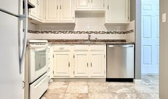 304 Wellington Pl, Aberdeen, NJ 07747