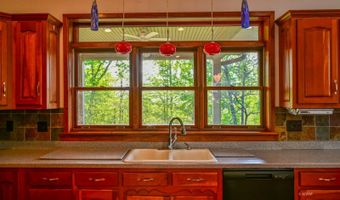 6300 Jonathan Ln, Albany, OH 45710