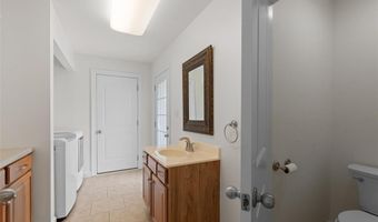 603 Rue Montand Dr, Ballwin, MO 63011