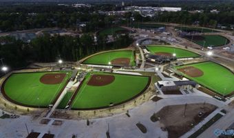 1007 Julian Ave, Albertville, AL 35950