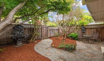 538 Clubhouse Dr, Aptos, CA 95003
