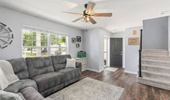 2826 SW Village Cir, Ankeny, IA 50023