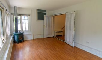 17 Winter Ct, Brattleboro, VT 05301