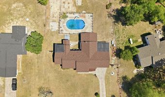 122 Forest Dr, Aberdeen, NC 28315