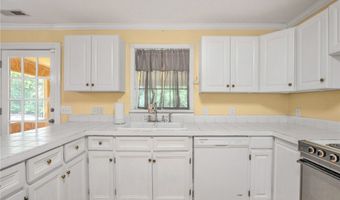157 Flat Rock Ln, Aberdeen, NC 28315