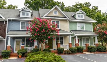 1041 Mica Lamp Ct, Apex, NC 27502
