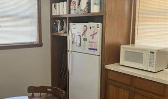 415 N 8th St, Barnsdall, OK 74002