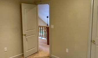 211 Keats Ln, Albrightsville, PA 18210