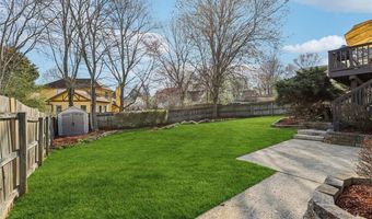 10475 Willow Meadow Cir, Alpharetta, GA 30022