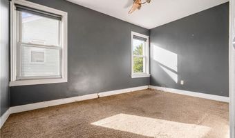 43 Mary Ave, East Providence, RI 02914