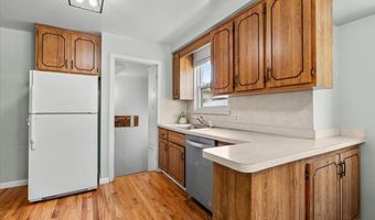 6794 Osage Ave, Allen Park, MI 48101